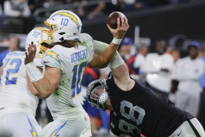 Standout Players from the Raiders’ Regular Season Finale